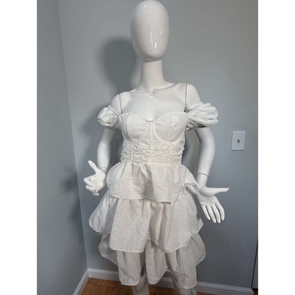 Prettylittlething White Off Shoulder Tiered Mini Dress Structured Bust Peplum 6 - Picture 3 of 10